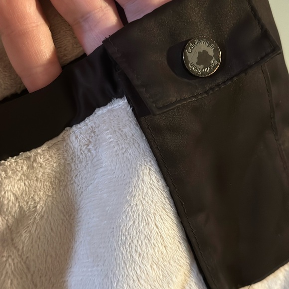 Women's Shiny Brown Puffer Jacket - Picture 5 of 9